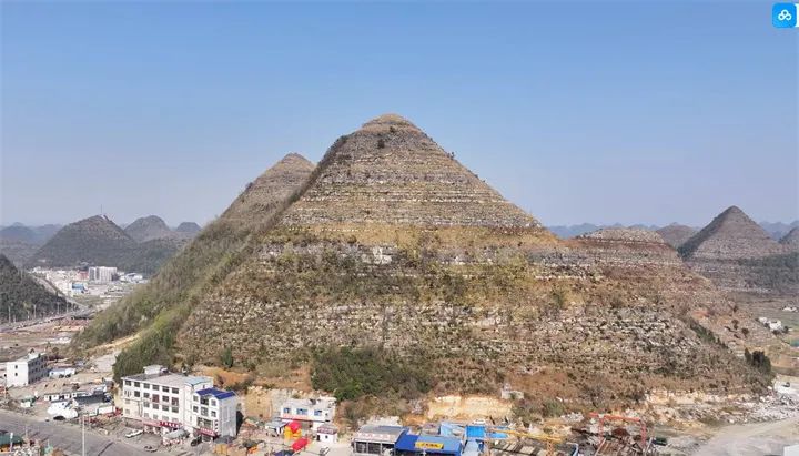 贵州安龙“金字塔”火爆收集，地质专家回应