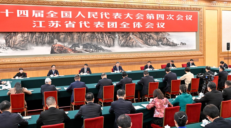 习近平参加江苏代表团审议